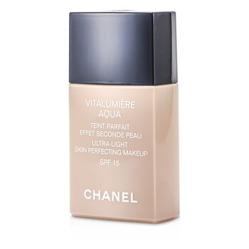 Chanel Rozjasňující hydratační make up Vitalumiere Aqua Ultra Light Skin Perfecting Make Up SFP 15 - č. 40 Beige